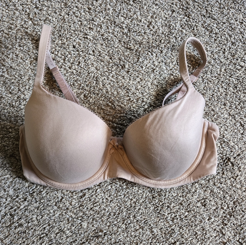 Victoria Secret Body By Victoria Perfect Shape Lined Nude Beige Bra 34DD